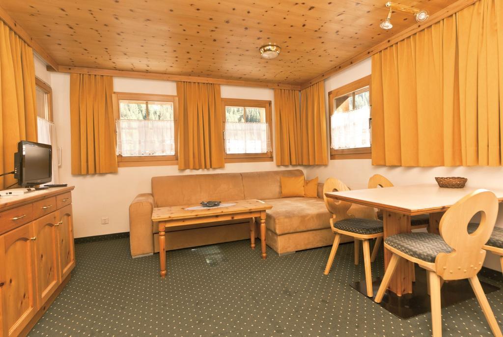 Appartement Laerchenhof Samnaun Camera foto